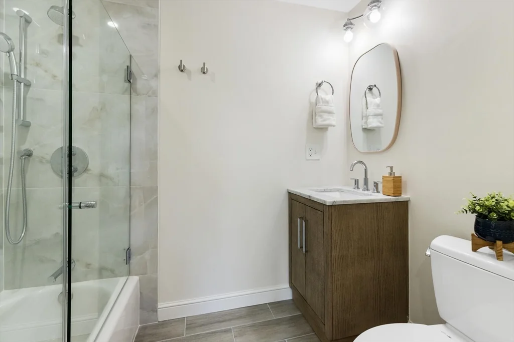 29 Cottage St, Newton Upper Falls