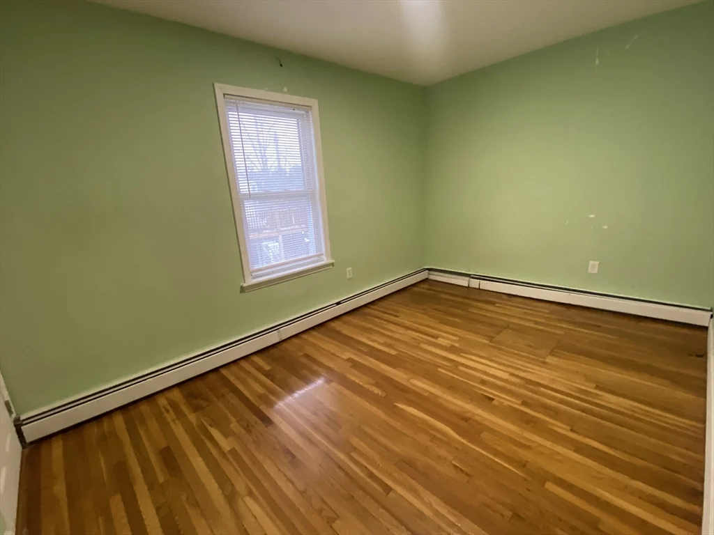 41 Hancock Ave, Medford