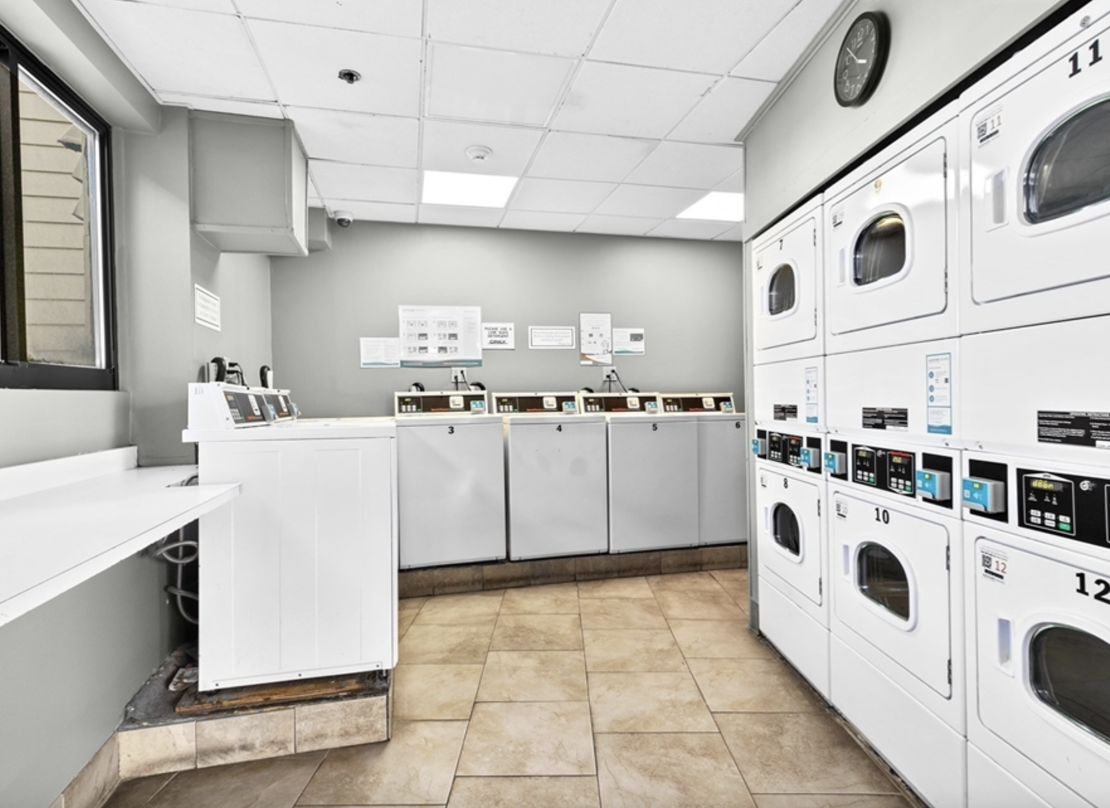 12 Stoneholm St, Fenway