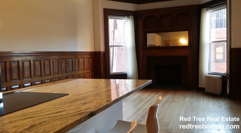 849 Beacon St, Fenway