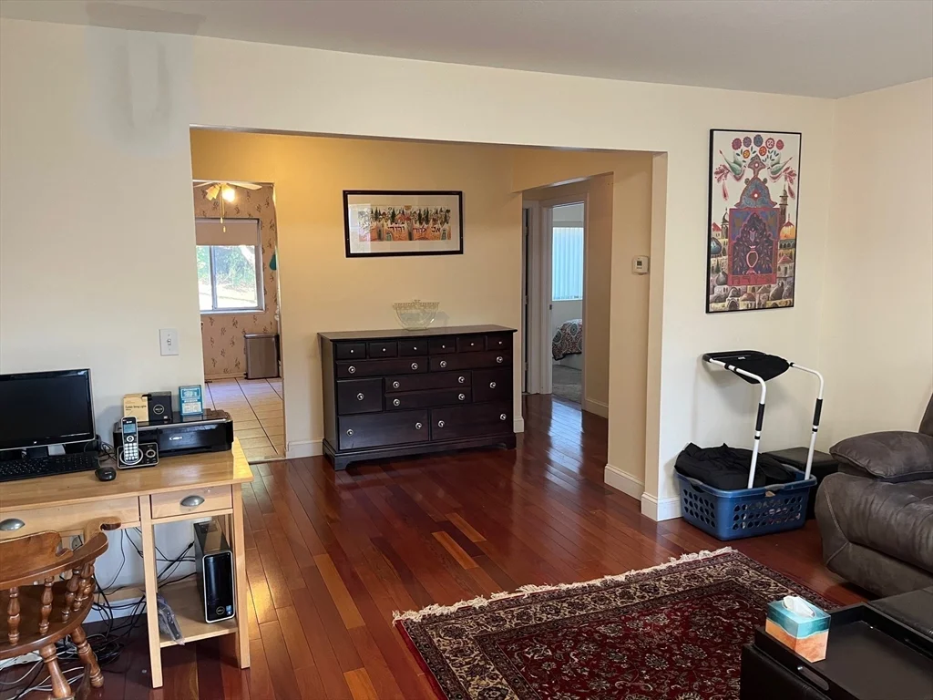 49 Bayberry Dr, Sharon