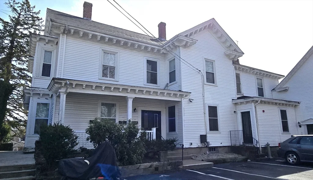 47 Cocasset St, Foxboro