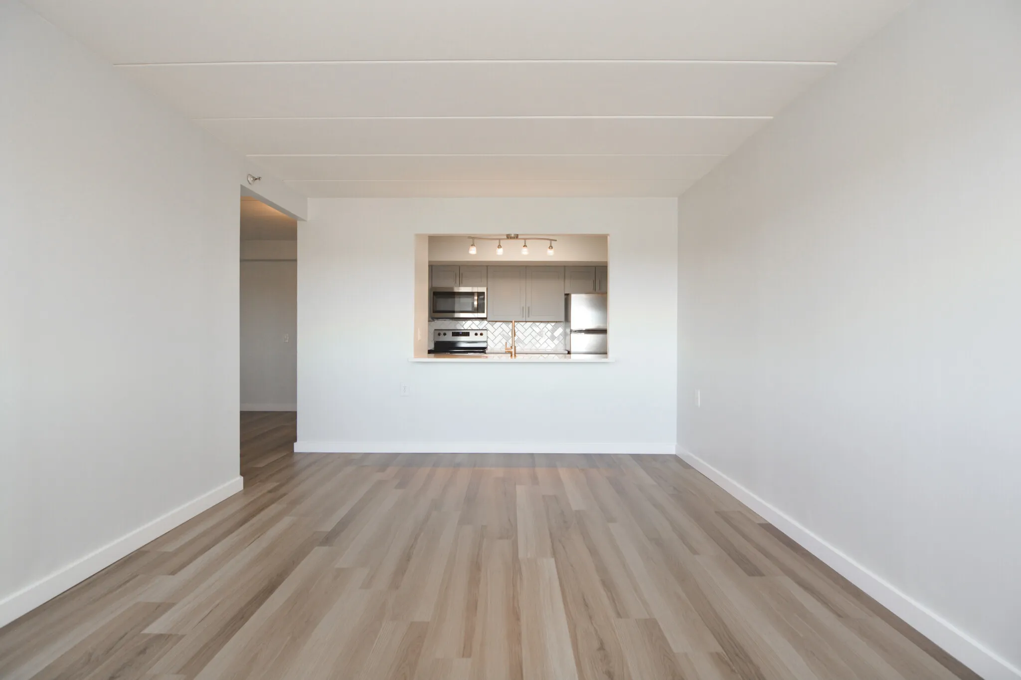 1925 Commonwealth Ave, Brighton