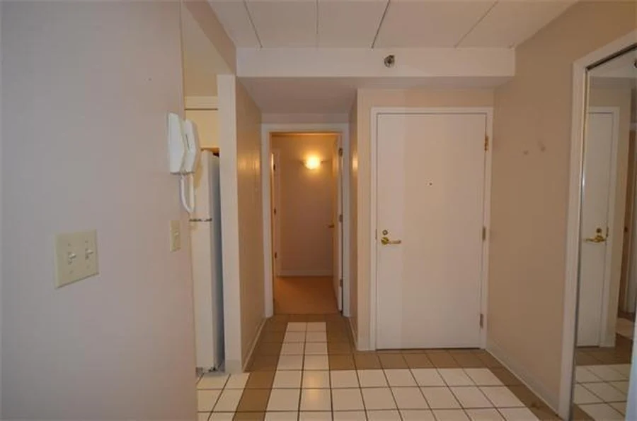 1933 Commonwealth Ave, Brighton