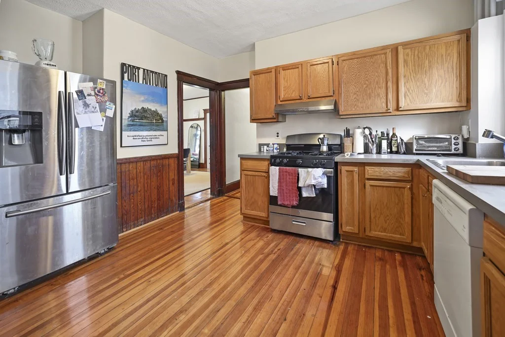 822 Centre St, Jamaica Plain