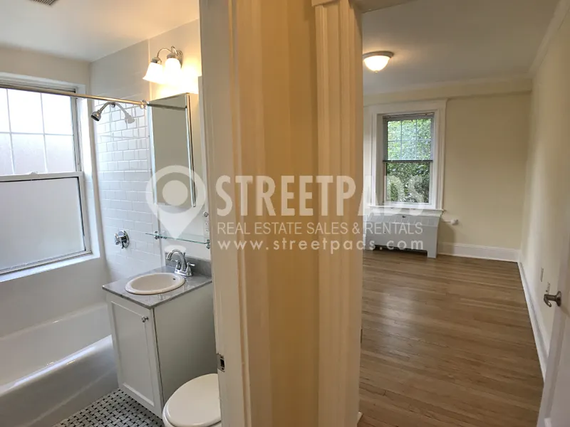 26 Chauncy St, Neighborhood Nine