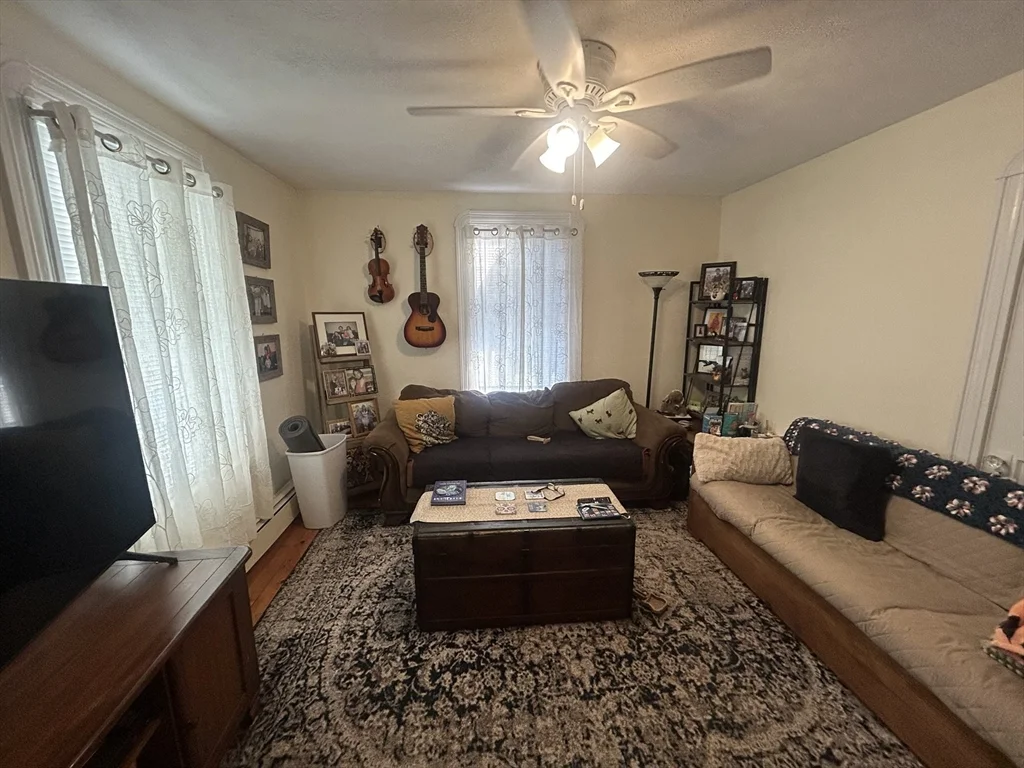 6 Horton St, Salem