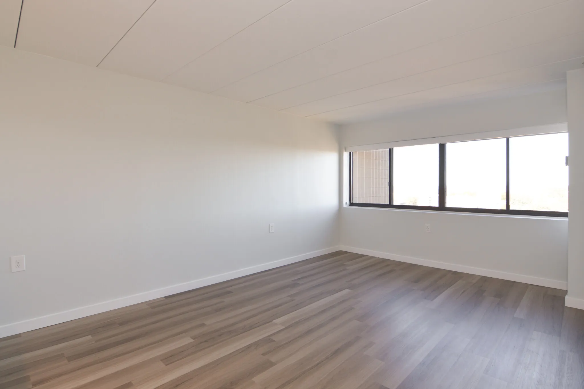 1925 Commonwealth Ave, Brighton