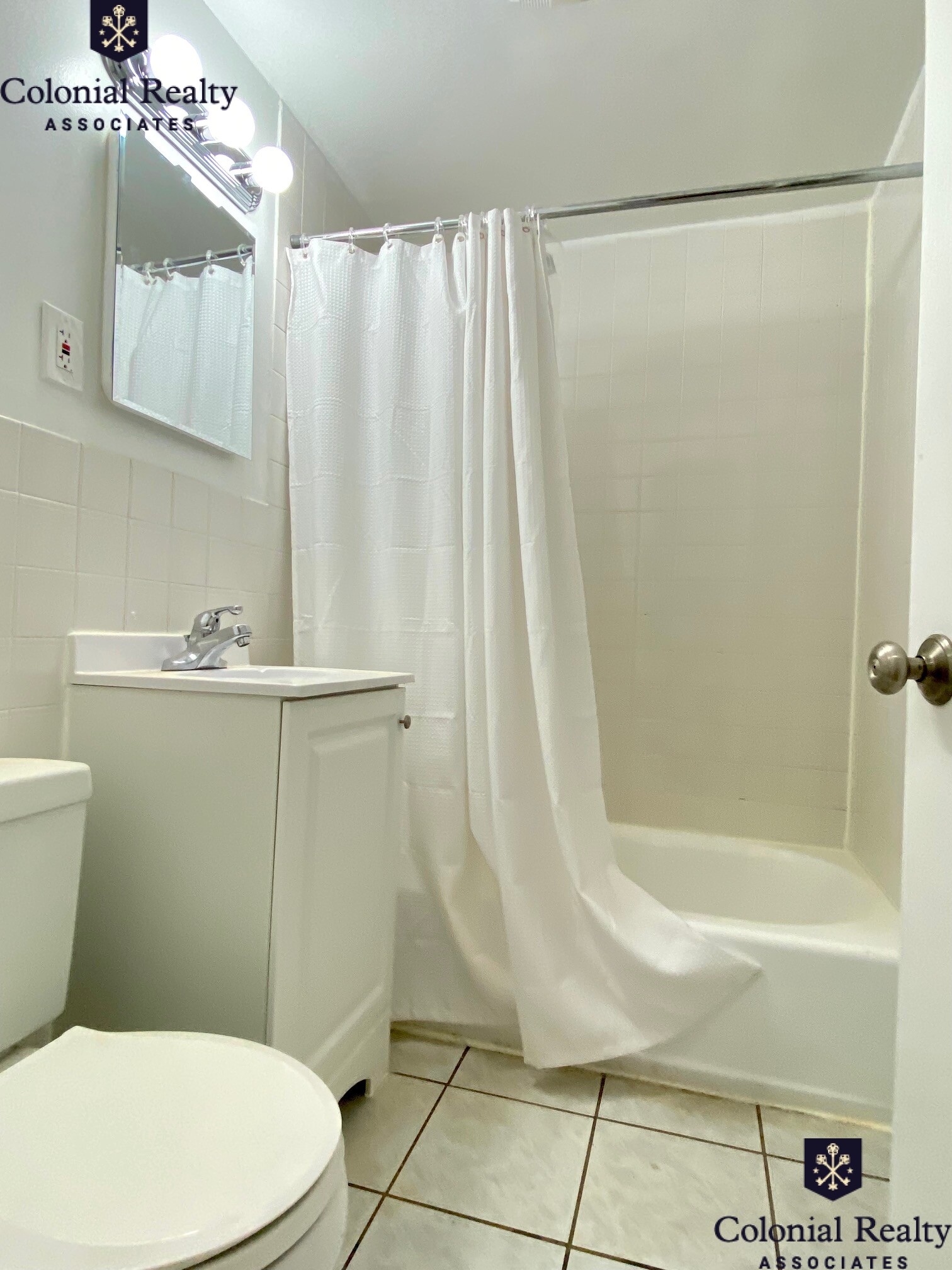 77 Brighton Ave, Allston