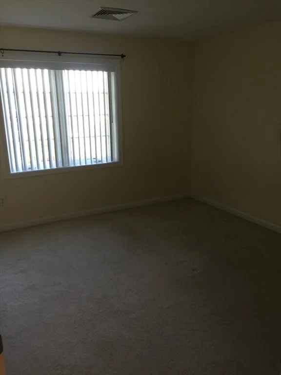7 Conant Rd, Winchester