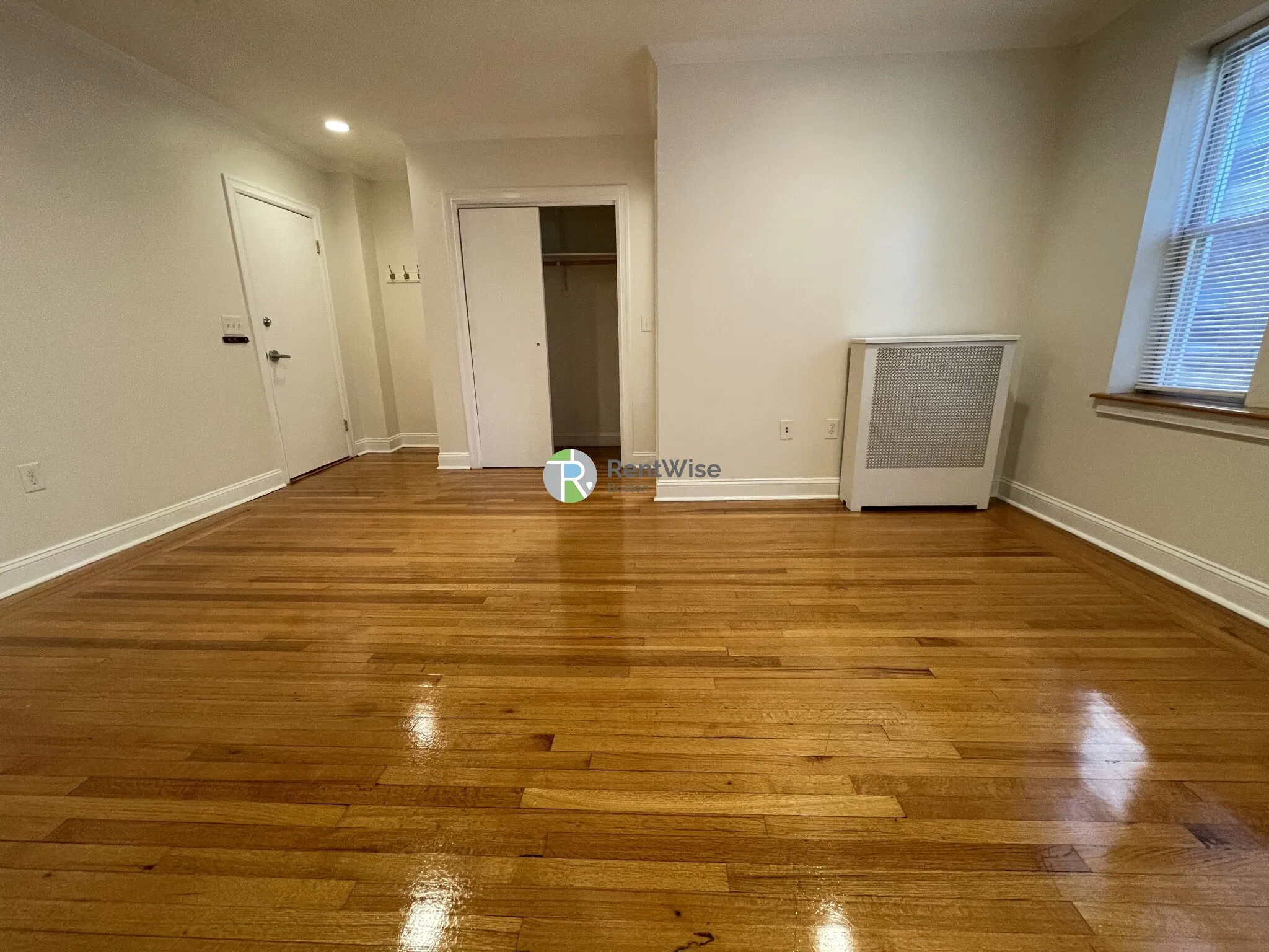 96 Washington St, Brighton