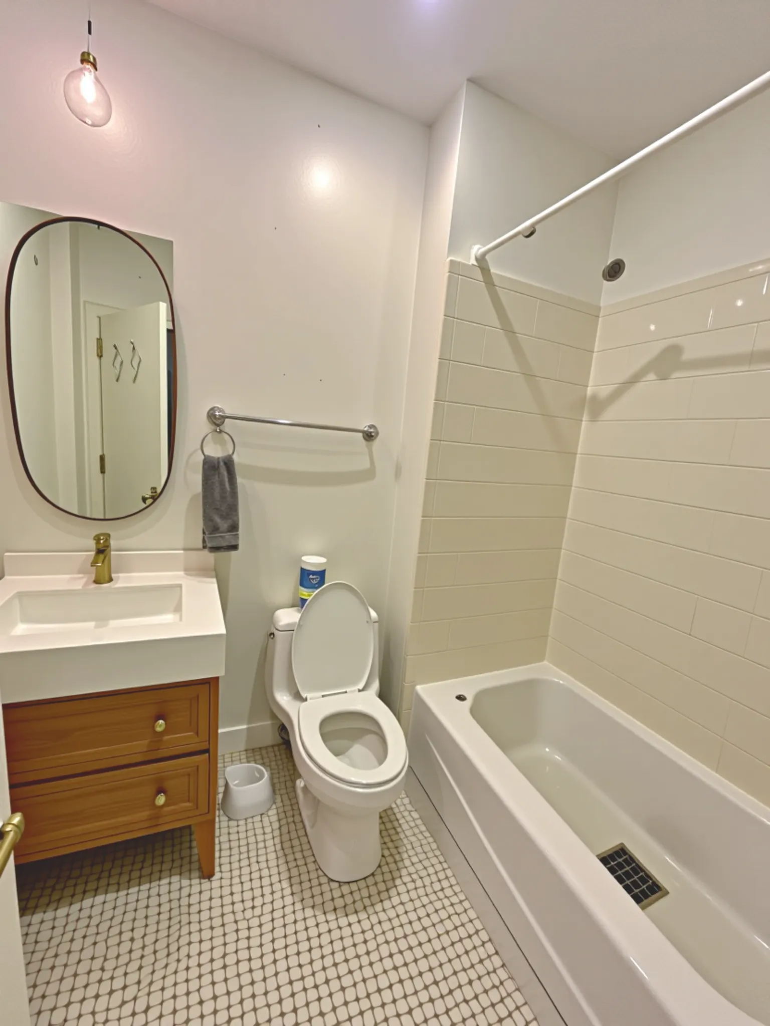 490 Harrison Ave, South End