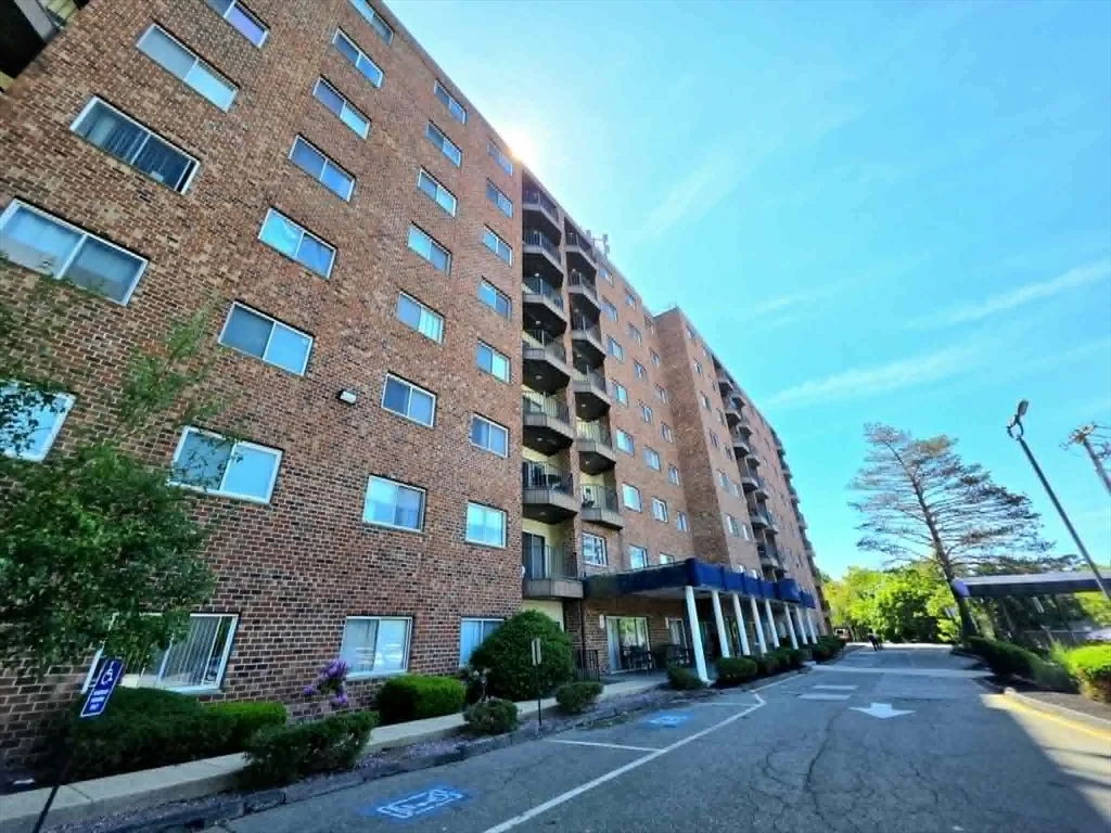 230 Willard St, Quincy