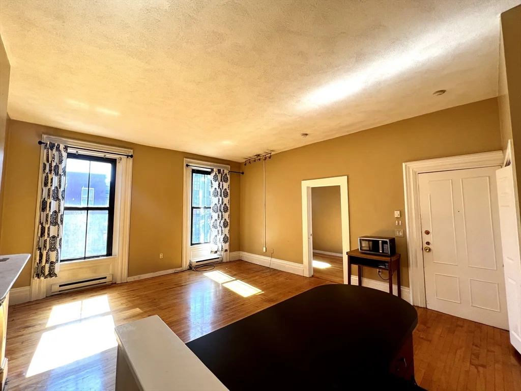 703 Massachusetts Ave, South End