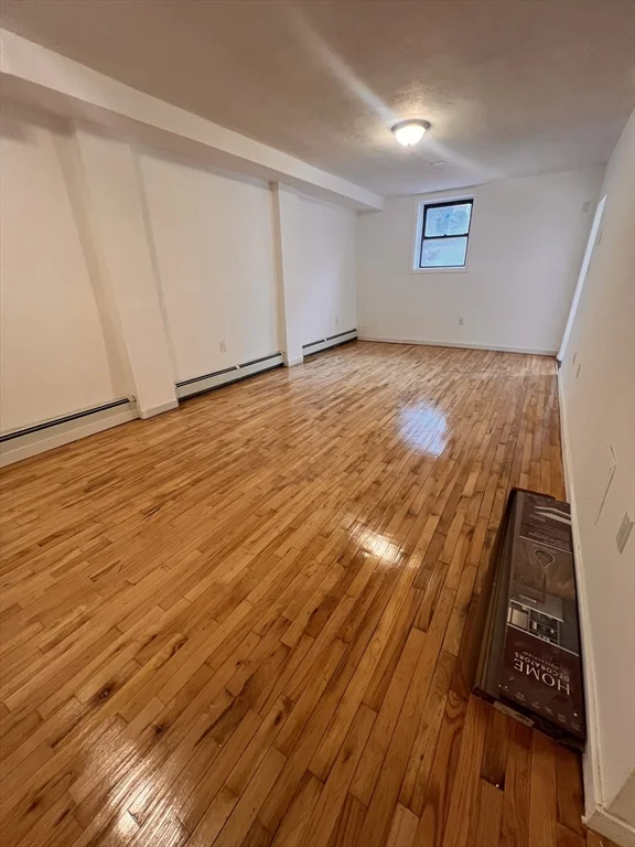 15 Park Vale, Allston