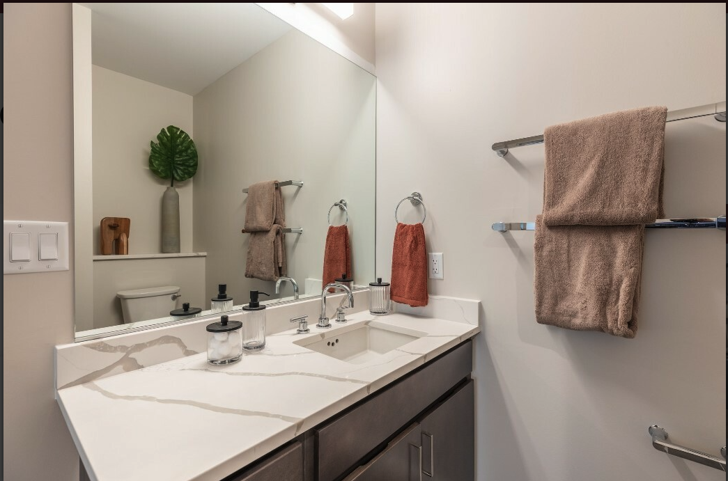 95 Saint Alphonsus St, Mission Hill