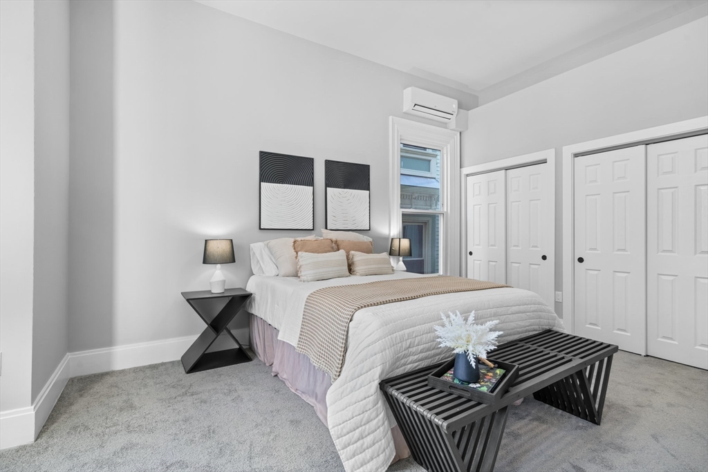 390 Meridian St, Central Square