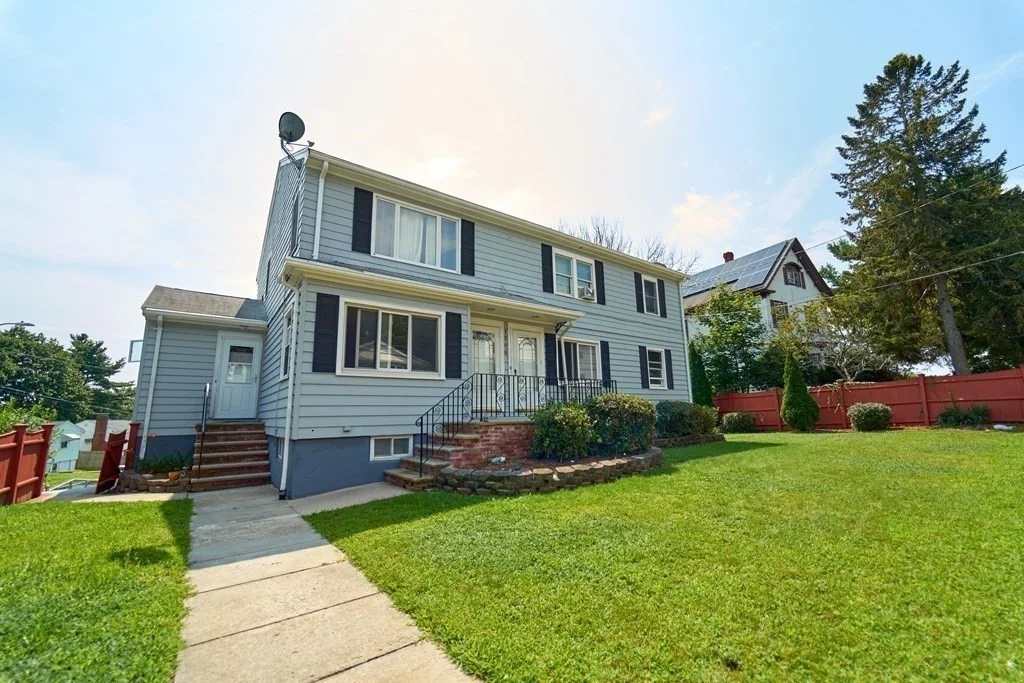 1305 Salem St, Malden