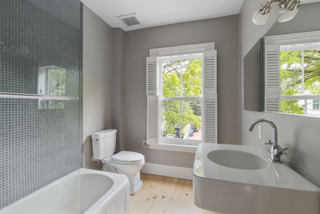 30 Walker St, Cambridge