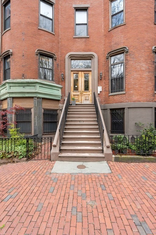 39 Worcester Sq, South End