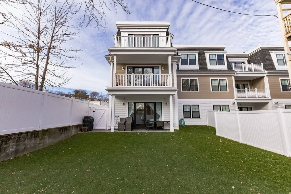 54 Pleasant St, Dorchester