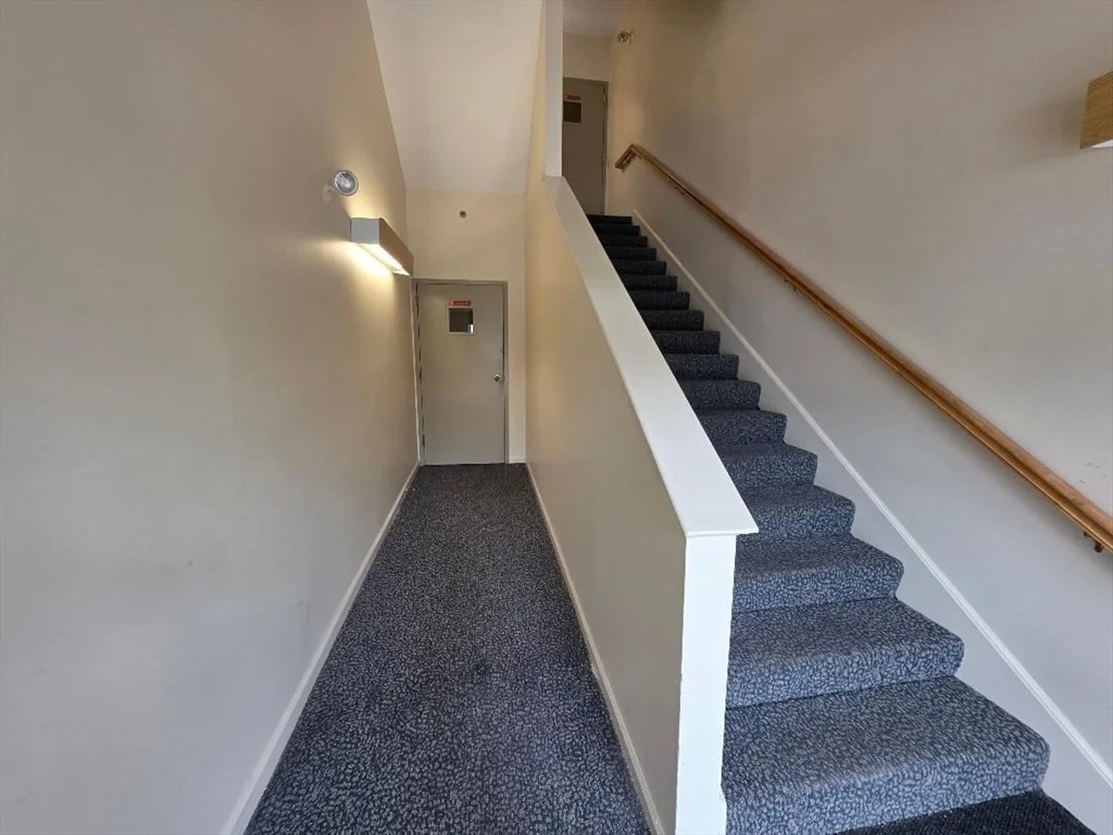 200 Falls Blvd, Quincy