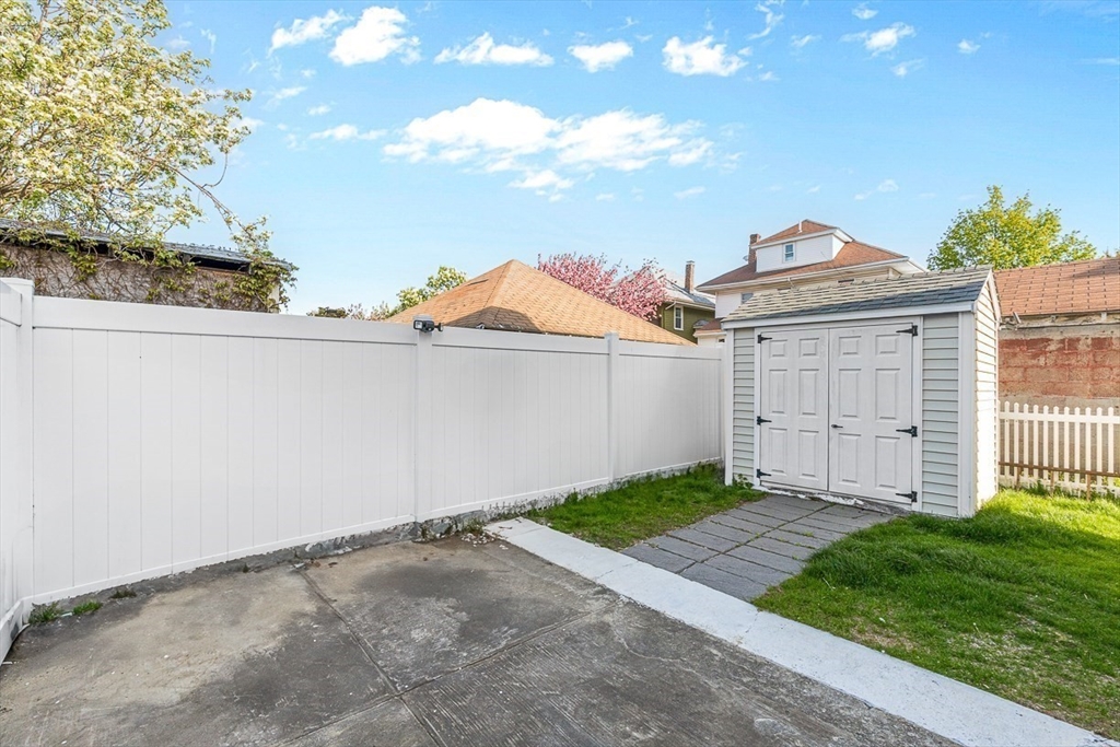 76-78 Bradbury Ave, Medford