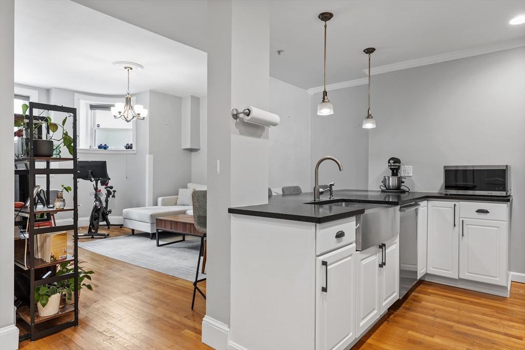 195 Saint Paul St, Brookline