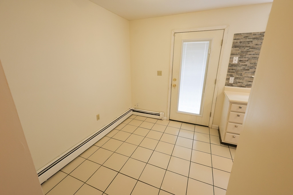 8 Mount Calvary Rd, Roslindale