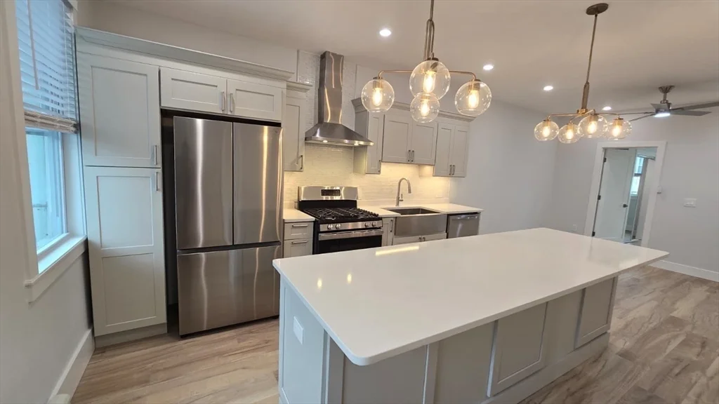 53 West Eagle St, Eagle Hill