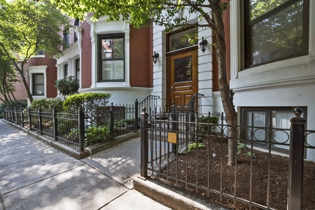 78 Gainsborough St, Fenway