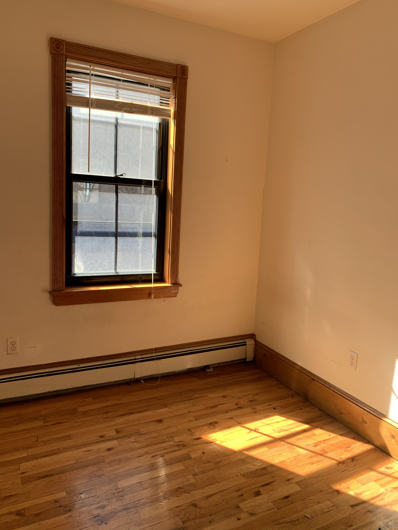 2 bed, 1 bath apartment for rent at 89 East Brookline St Unit 3, South End — photo 5 of 10