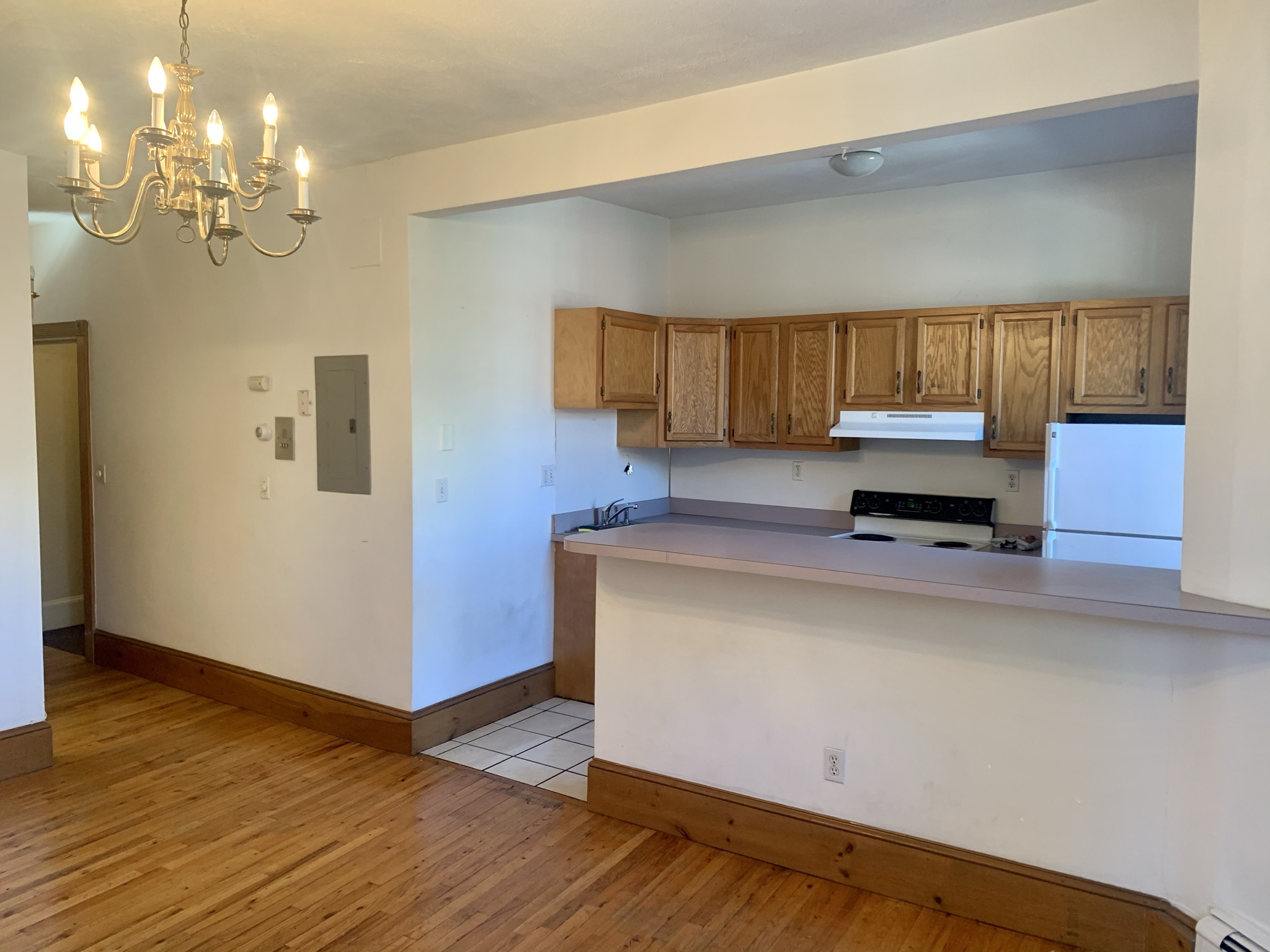 2 bed, 1 bath apartment for rent at 89 East Brookline St Unit 3, South End — photo 1 of 10
