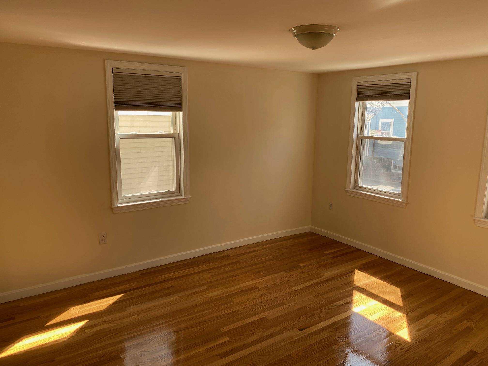 3 bed, 2 bath apartment for rent at 89 Spring St Unit 1, East Cambridge — photo 2 of 9