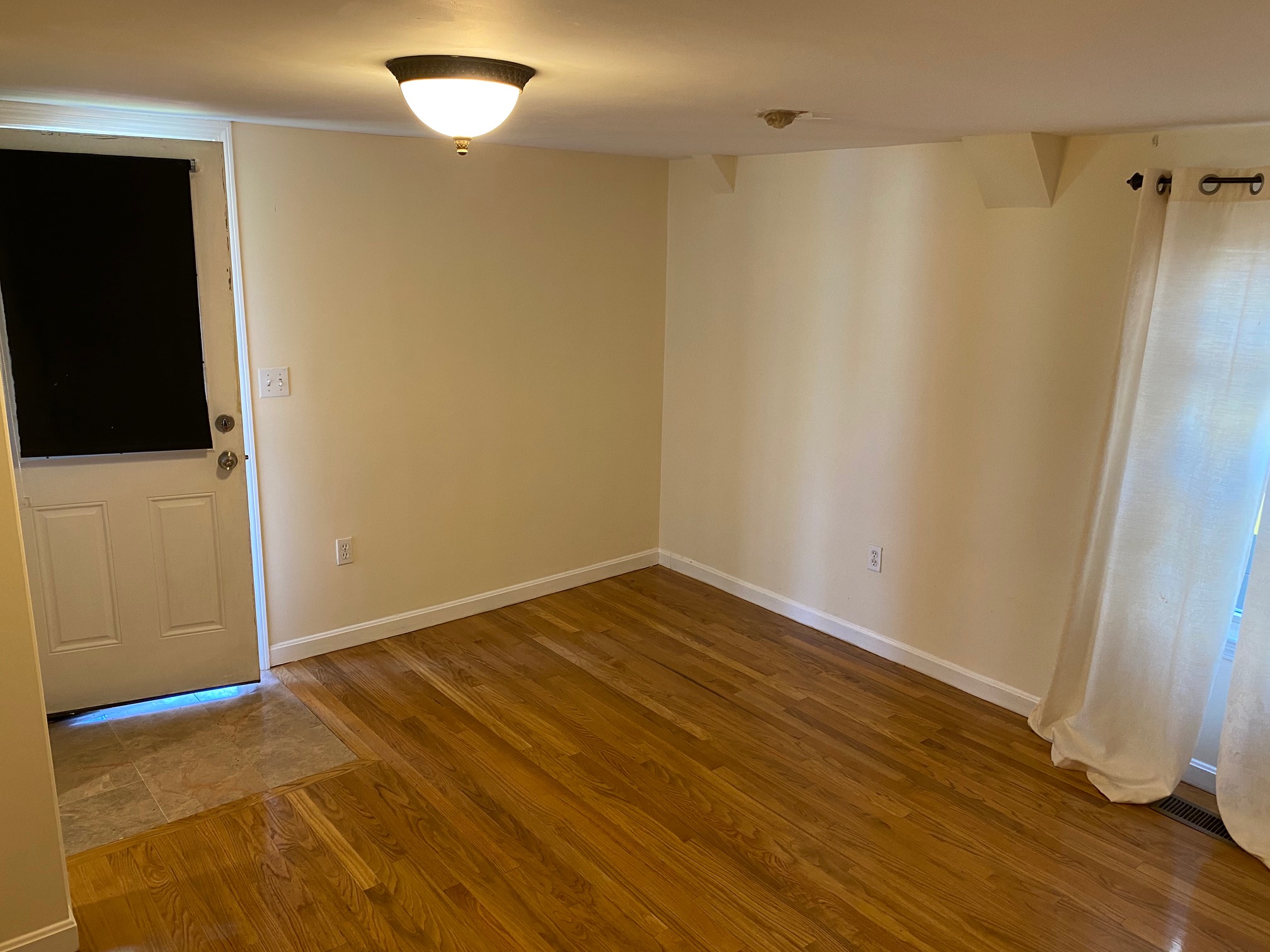 3 bed, 2 bath apartment for rent at 89 Spring St Unit 1, East Cambridge — photo 7 of 9