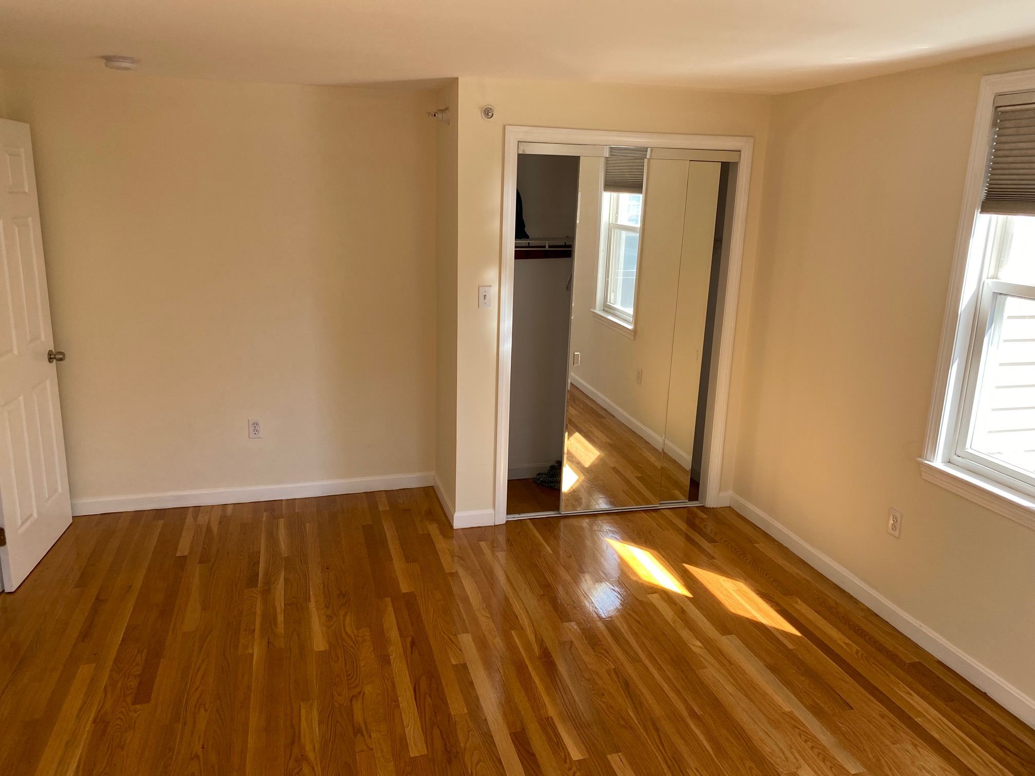 3 bed, 2 bath apartment for rent at 89 Spring St Unit 1, East Cambridge