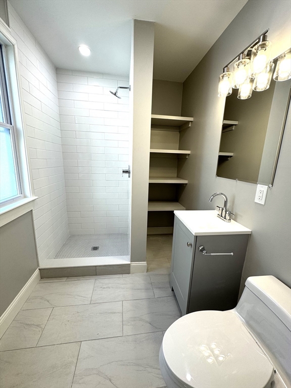 11 East Milton Rd, Brookline