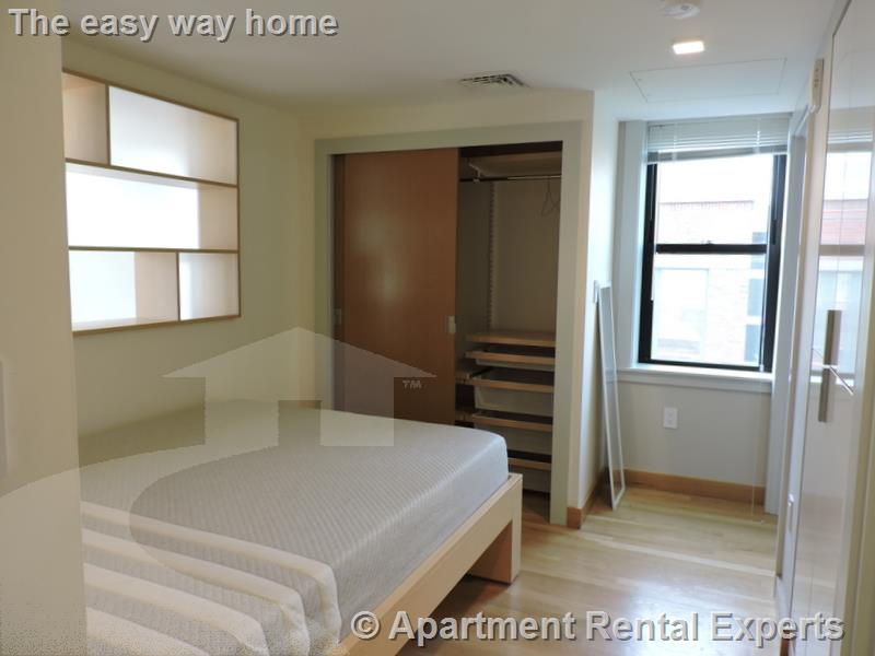 115 Mt Auburn St, Harvard Square