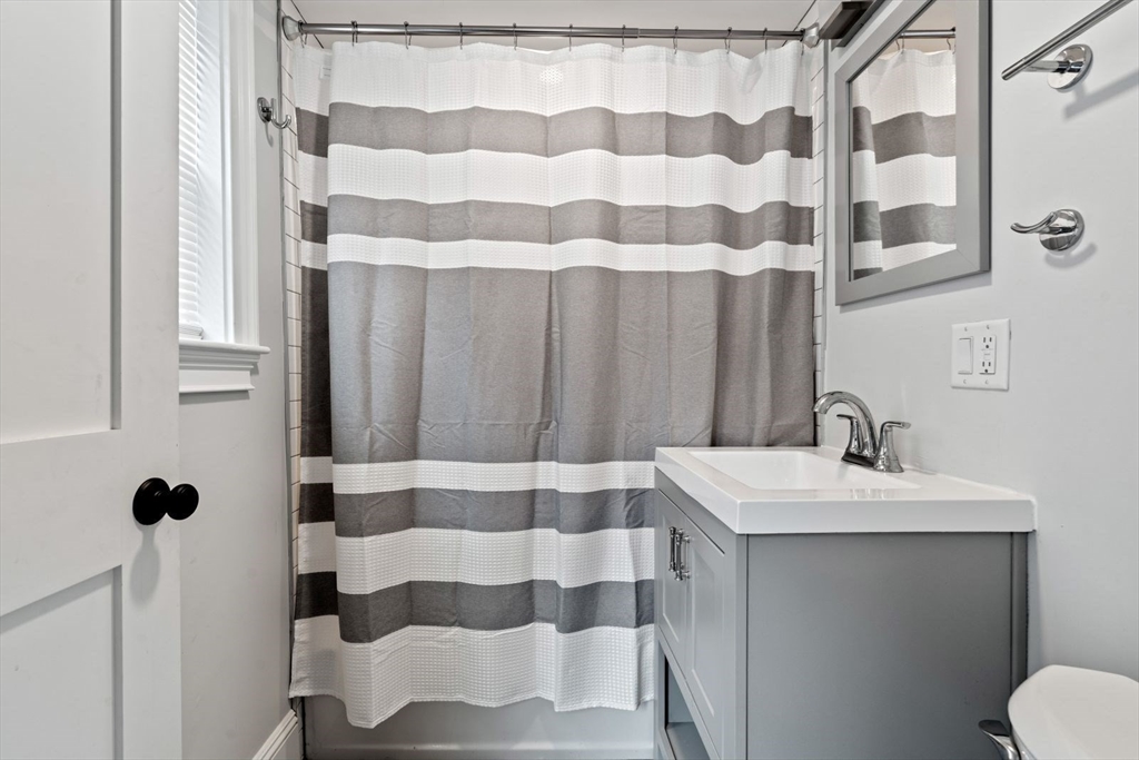 279 Gold St, South Boston