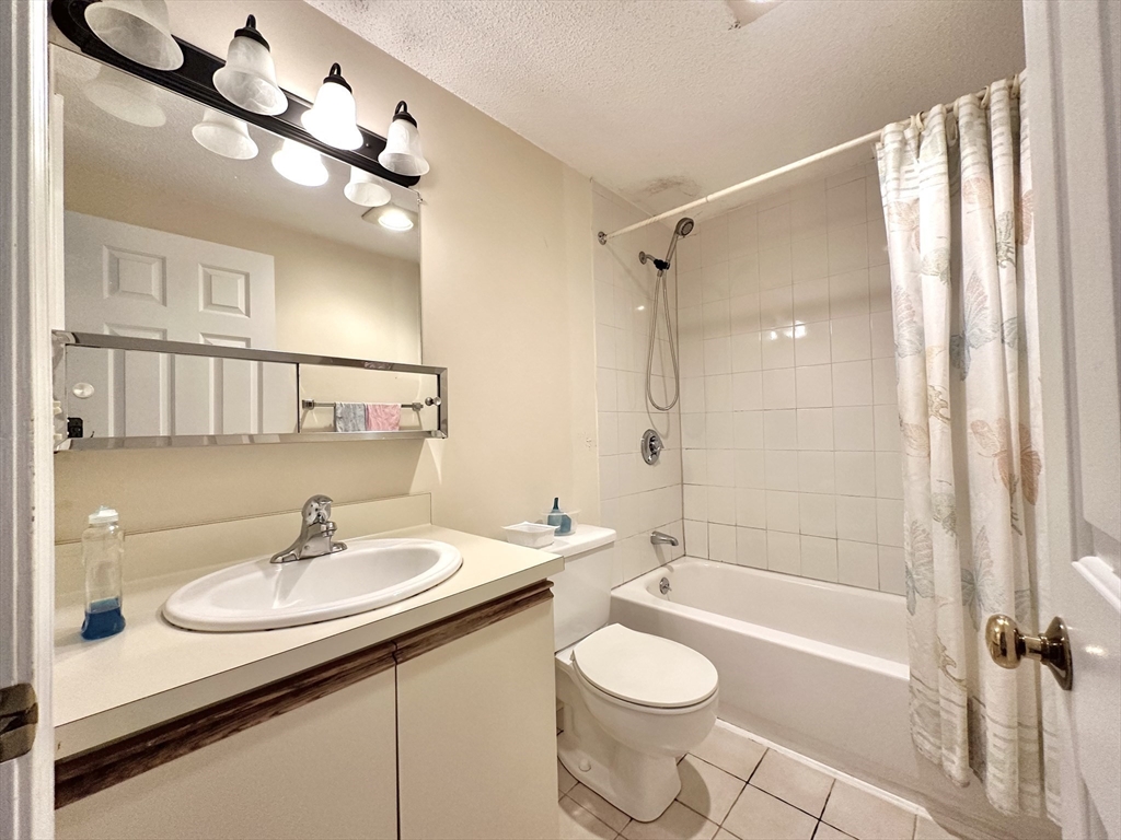 30 Revere Beach Pkwy, Wellington