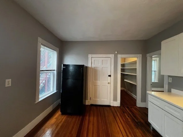 11 Sunset St, Mission Hill