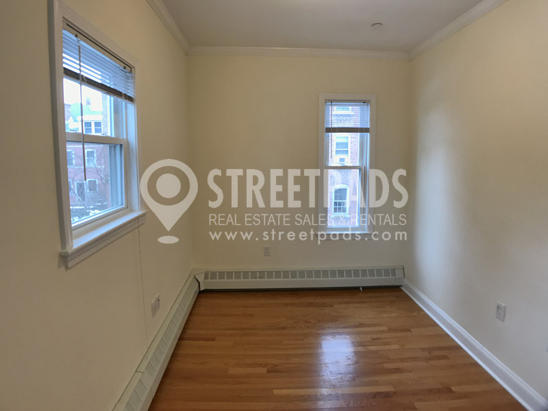 1 Langdon Sq, Neighborhood Nine