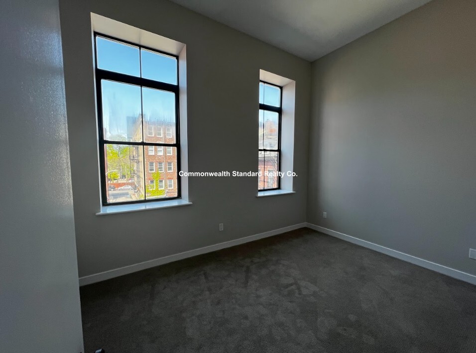 1661-1663 Washington St, South End