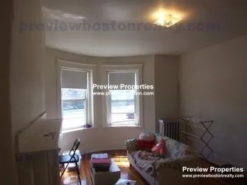 1377 Commonwealth Ave, Allston