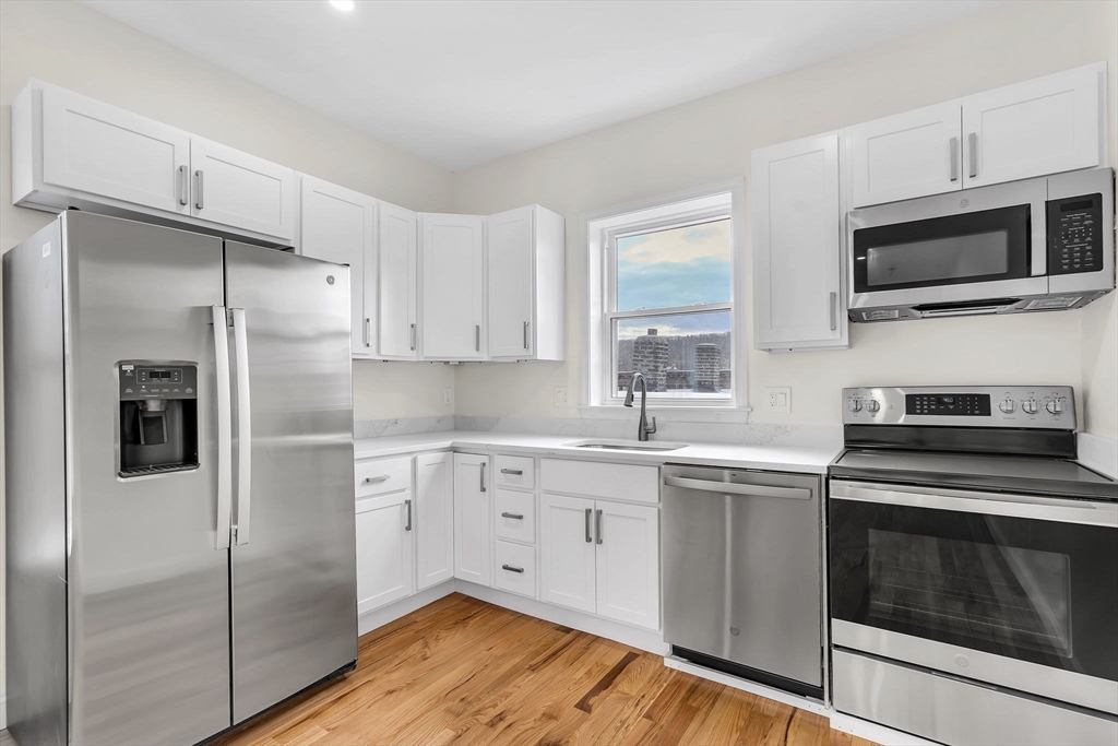 23 Pleasant St, Fitchburg