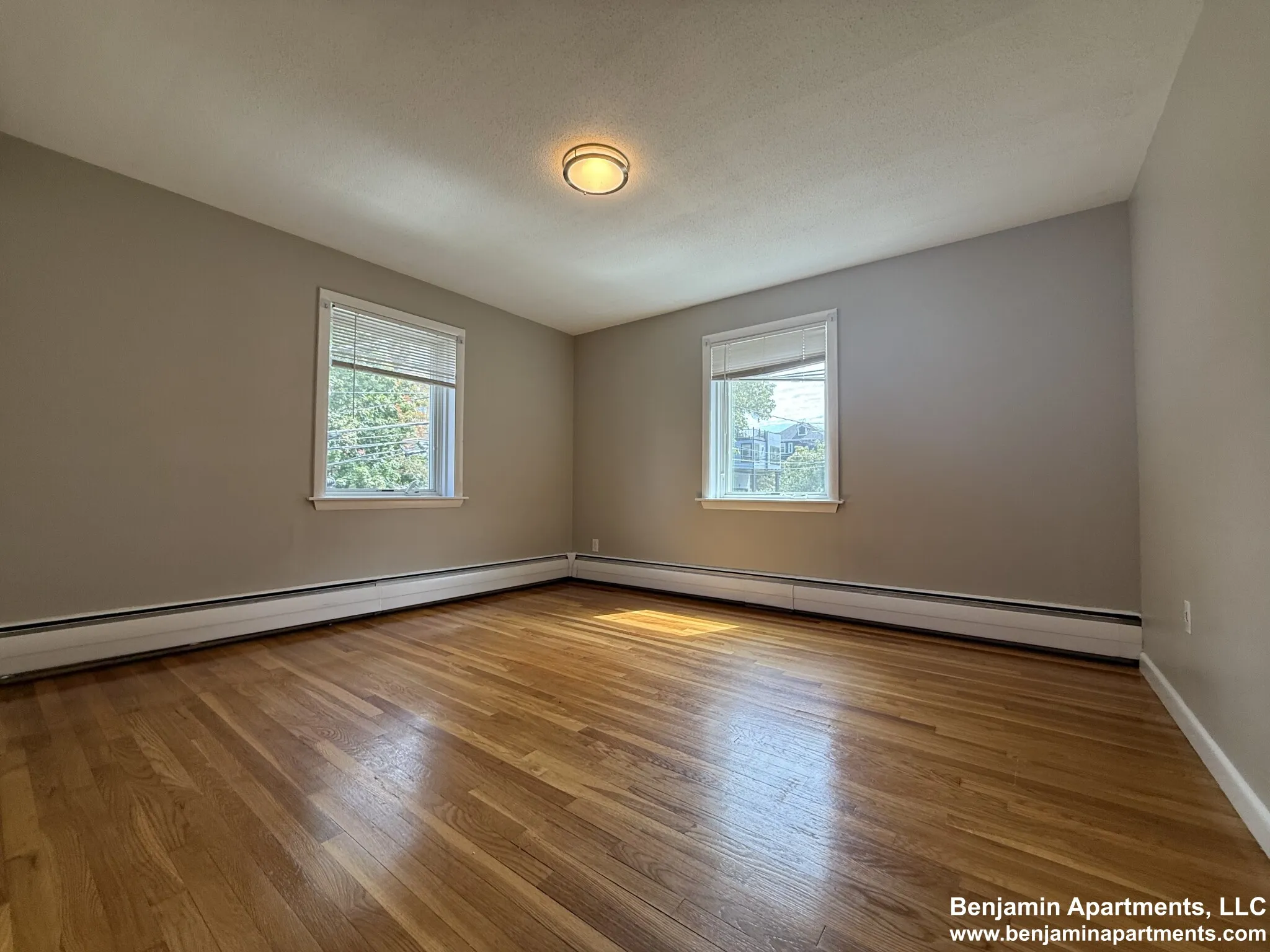 50 Evergreen St, Jamaica Plain