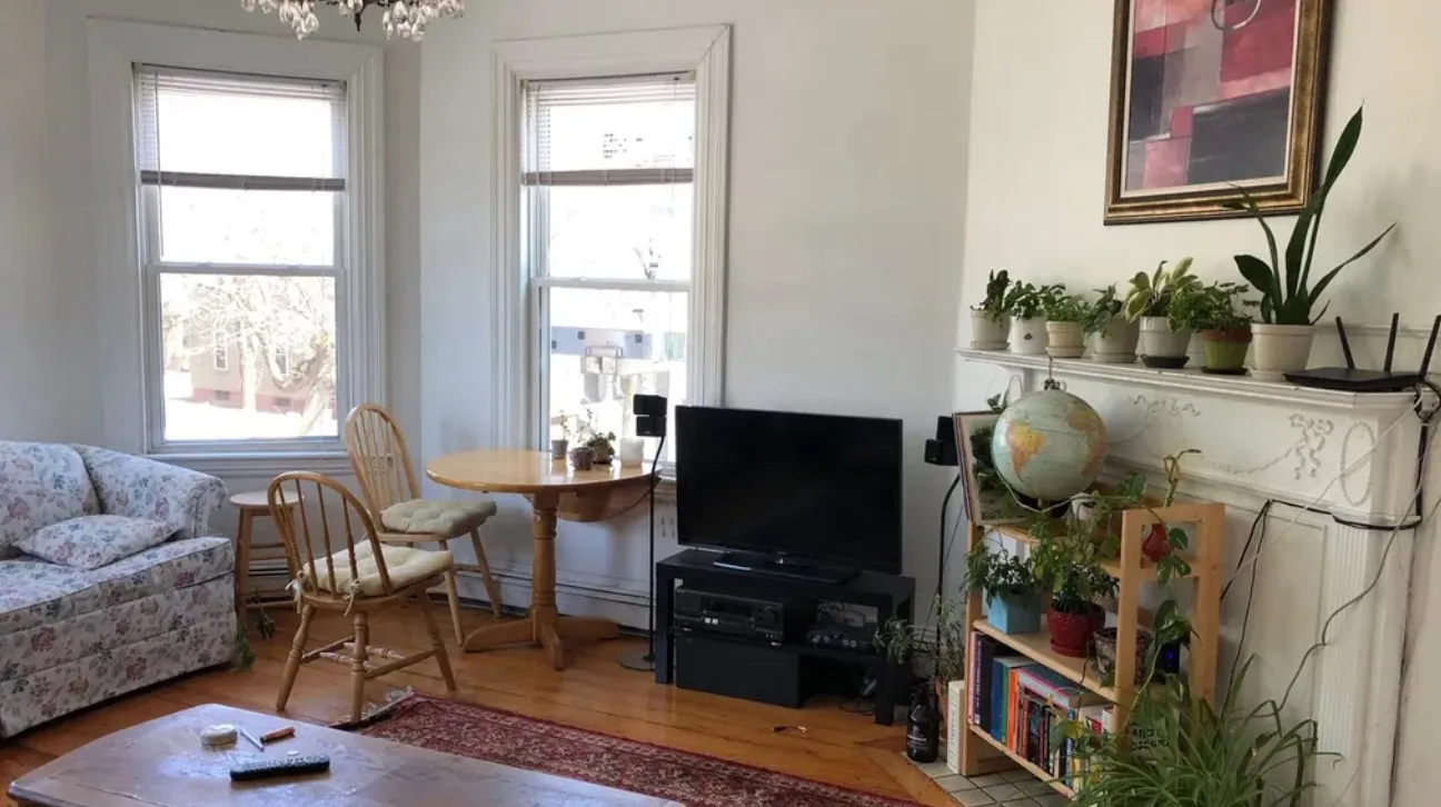 268 Broadway, The Port