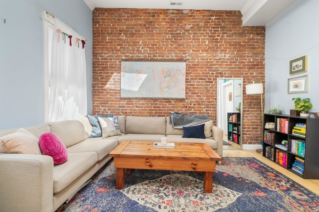 371 Cardinal Medeiros Ave, Cambridge