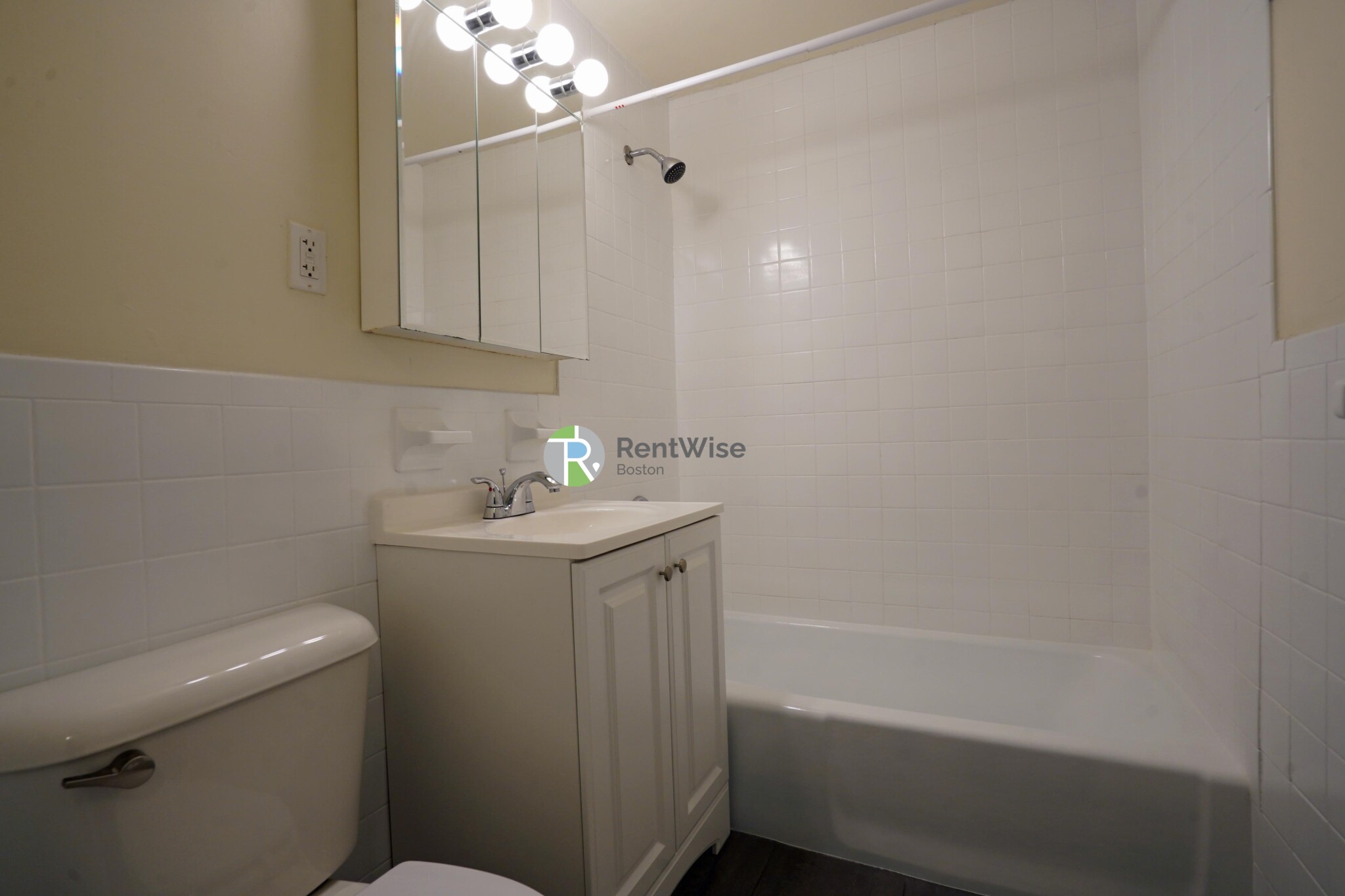 245 Main St, Watertown