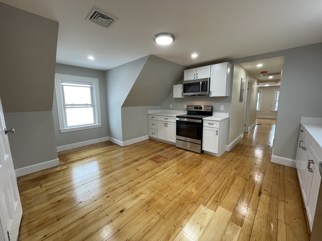 13 Albion St, South Medford